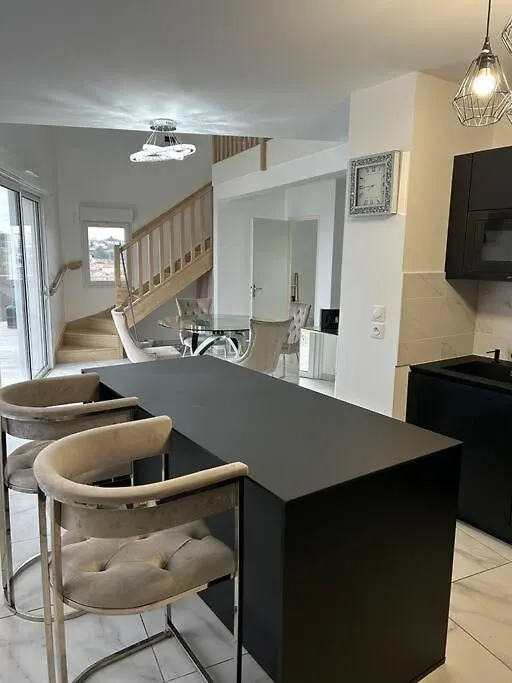 Appart Duplex 87M2 Pres D'Airbus Apartment Toulouse France